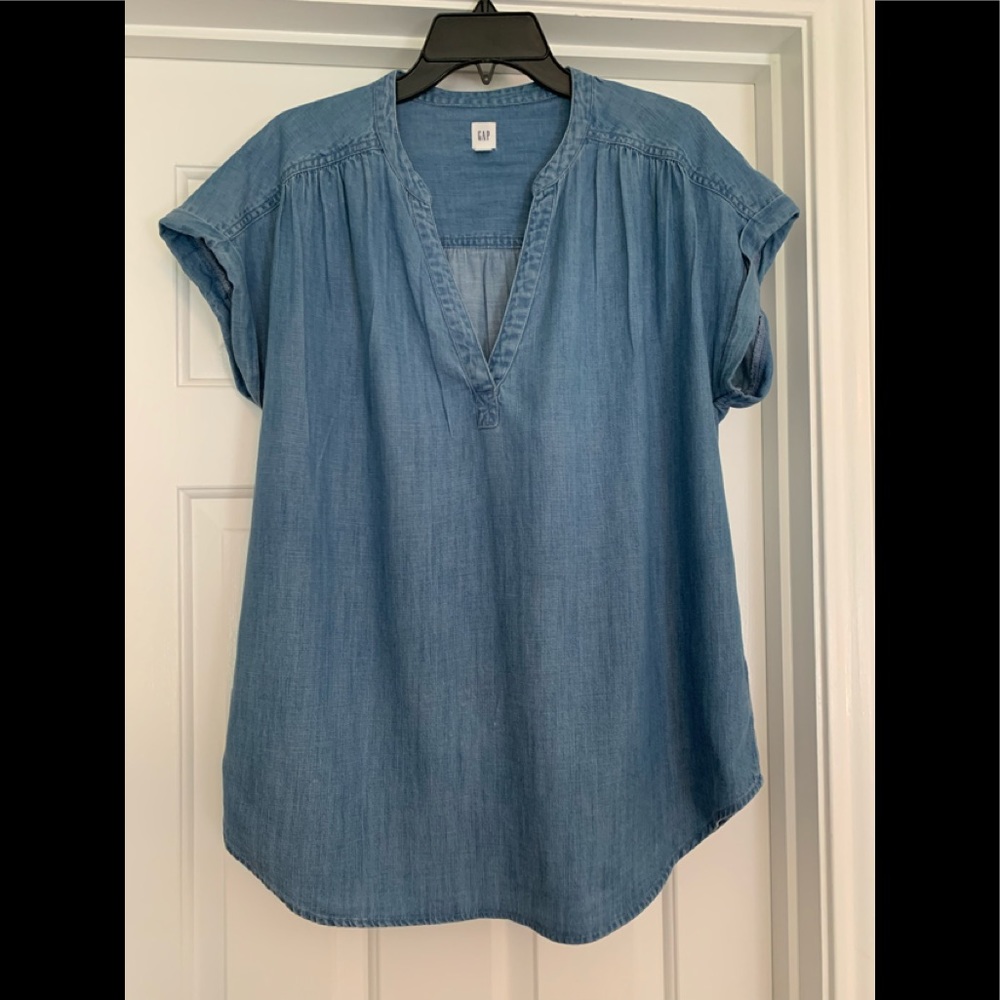 Gap, Chambray Pop Over Tunic
Sz M Tall
Excellent Condition